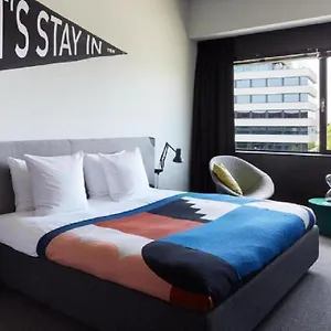 Otel The Social Hub West 4 Star